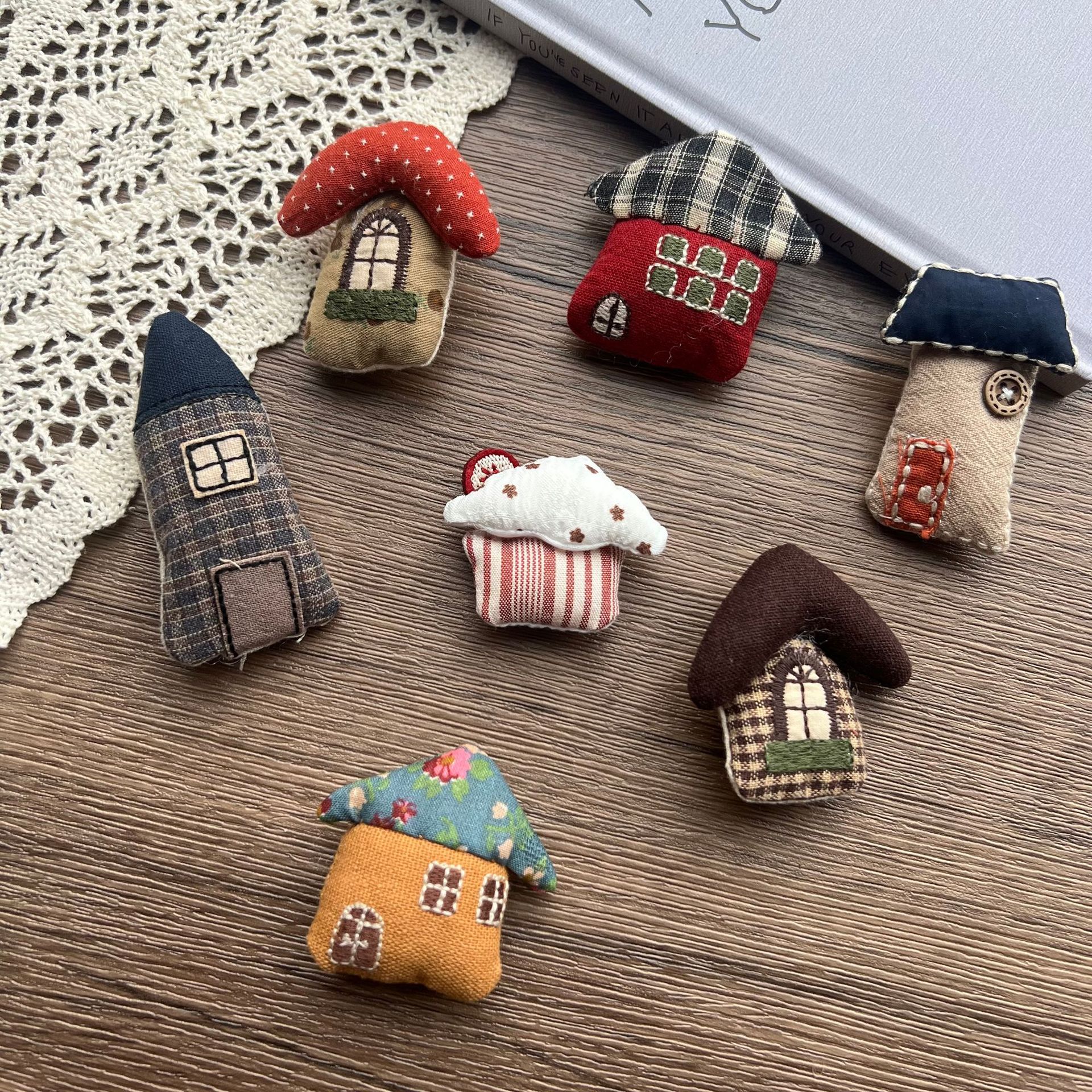 Stuffed Fabric Mushroom House  - огляд і ціна Craft Embellishments